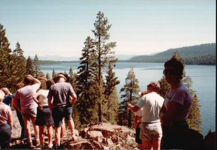 02-NatureWalk.jpg 35.9K