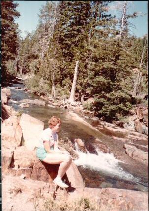 05-Becky-atCreek.jpg 50.0K