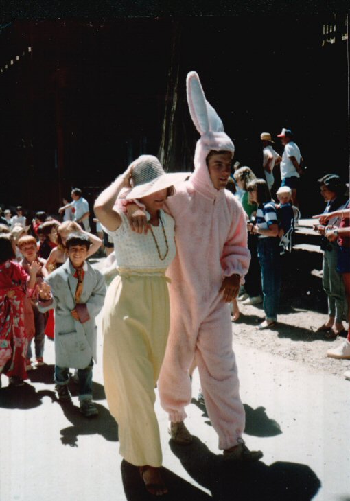 46-FridayParade-Staph.jpg 59.3K