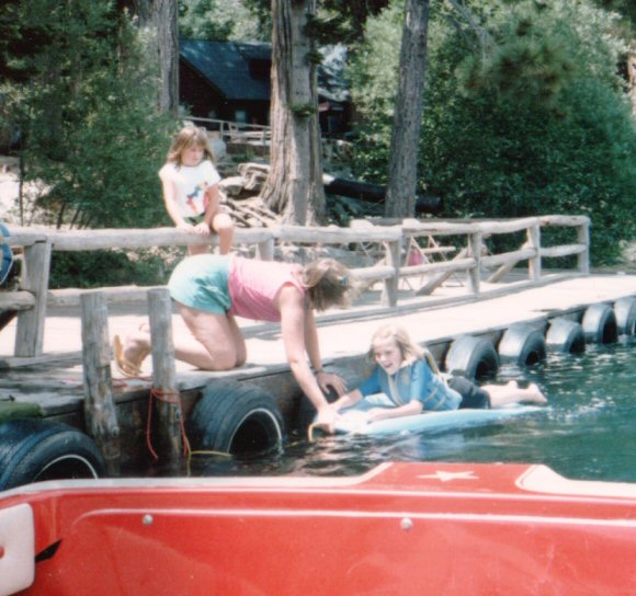 57-Jennifer-PushingOffFromSkiDock.jpg 72.2K