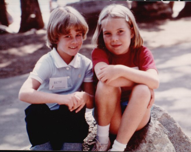 61-Beth-Jennifer.jpg 54.4K