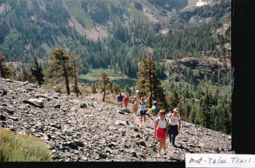 8640-MidTalacTrail-LilyLakeInBackground.jpg 47.4K