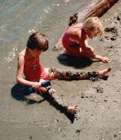 Thumb_8658-Valerie-BabyBeach.jpg 9.3K