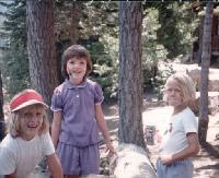 Thumb_8671-Valerie-Friends.jpg 10.0K