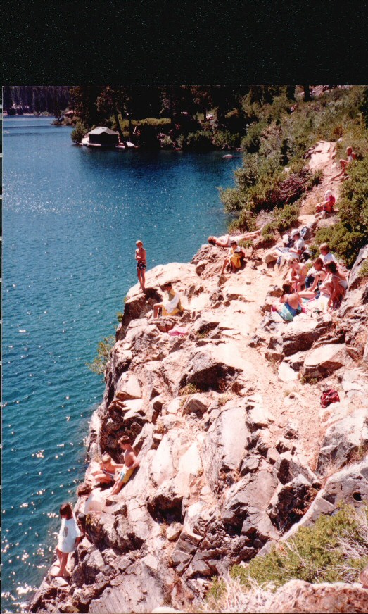 87-029-JumpingRocks-01.jpg 195.3K