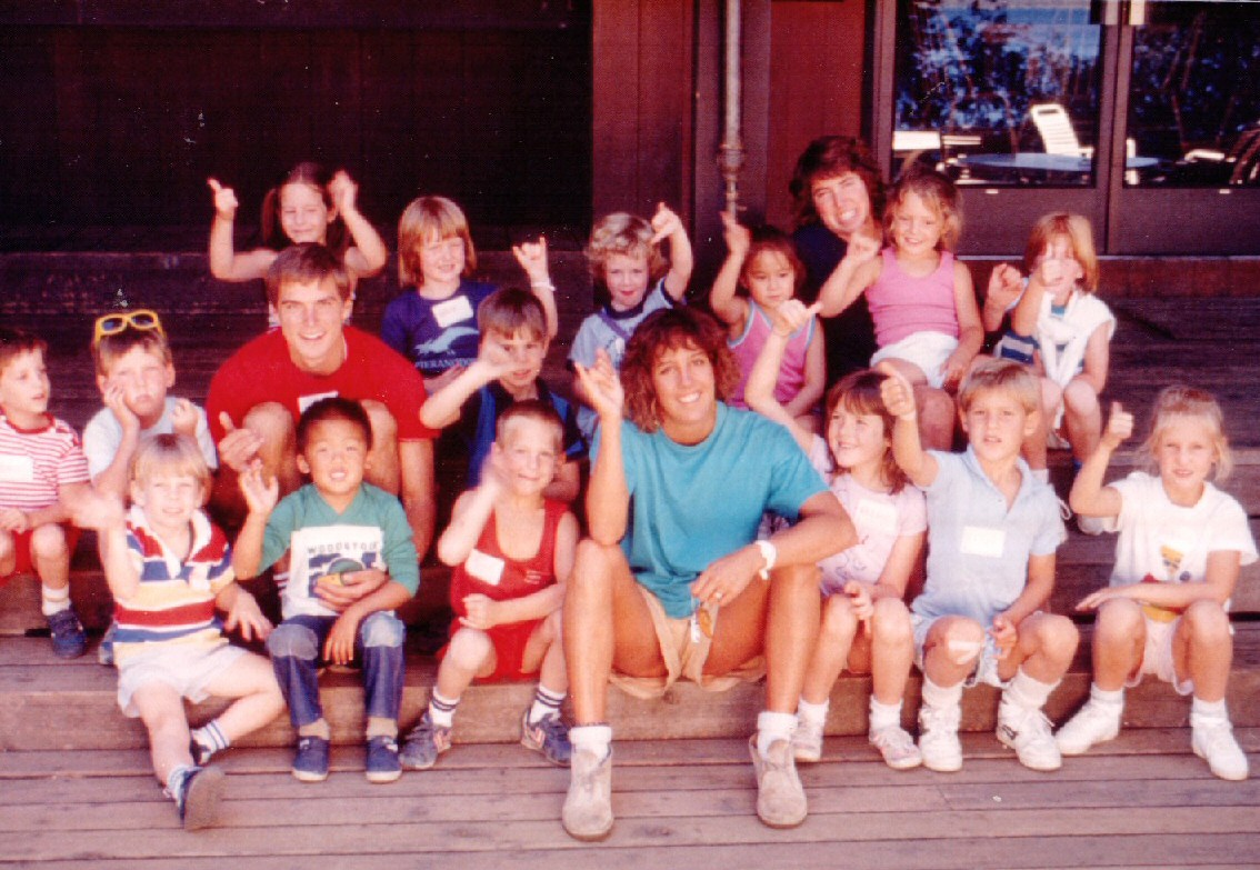 87-040-Snoopers.jpg 234.2K