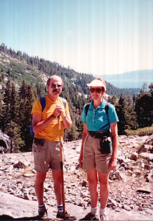 87-044-LeighBecky.jpg 137.2K