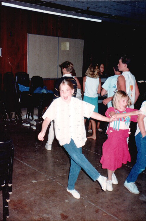 87-092-FridayDance-Jennifer.jpg 91.4K