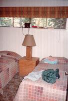 Thumb_87-008-JeffreyPineE-Bedroom.jpg 6.0K