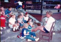 Thumb_87-075-StoryHour.jpg 8.6K