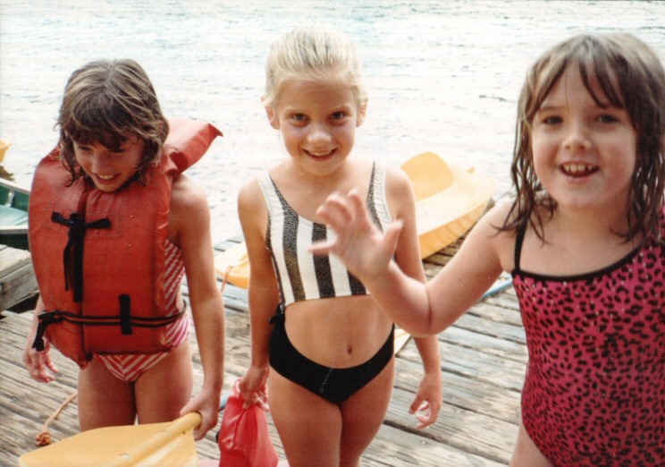 88-042-Val-andfriends.jpg 101.8K