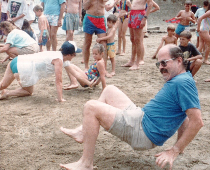 88-056-Leigh-GamesDay.jpg 122.7K