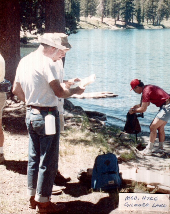 88-090-Hike-GilmoreLake-01.jpg 125.8K