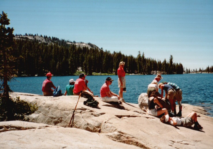 89-018-EchoHike-LunchLakeAloha-04.jpg 100.5K