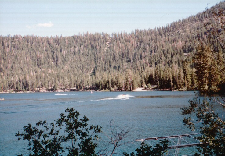 89-022-LookingTowardGeneralStore.jpg 126.1K