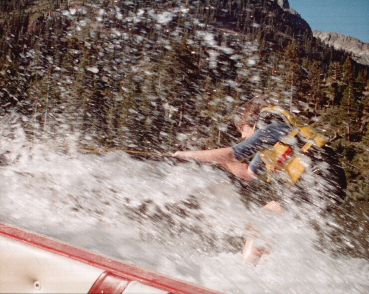 89-062-Val-Water-Ski-03.jpg 140.6K