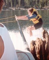 Thumb_89-064-Val-WaterSki-04.jpg 7.7K