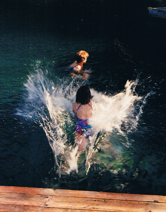 9025-BeckyValerie-InTheLake.jpg 91.9K