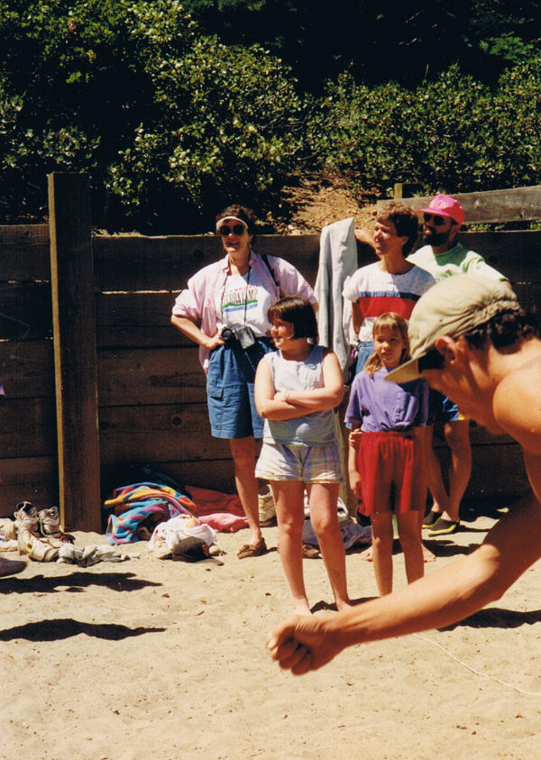 9037-Val-GamesDay-BabyBeach.jpg 151.2K