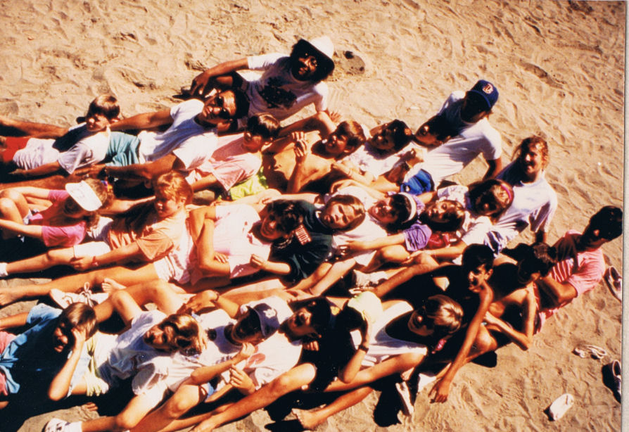 9065-ValeriesGroup-StaphPhoto.jpg 183.1K