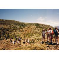 9023-MediumHike-LunchStop.jpg 180.8K