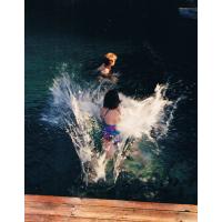 9025-BeckyValerie-InTheLake.jpg 91.9K