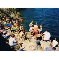 9034-JumpingRocks.jpg 179.8K