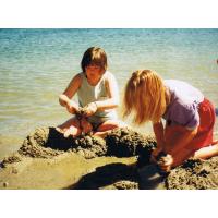 9039-Val-GamesDay-BabyBeach.jpg 134.1K