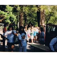 9050-JennifersGroupFieldTrip.jpg 167.5K