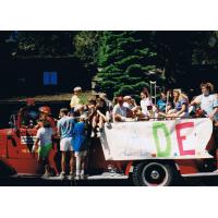 9051-Jennifer-FireTruckRide.jpg 139.2K