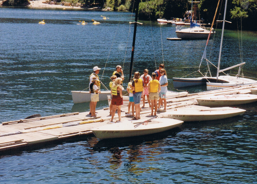 9119-Jennifer-LearningToSail.jpg 170.3K