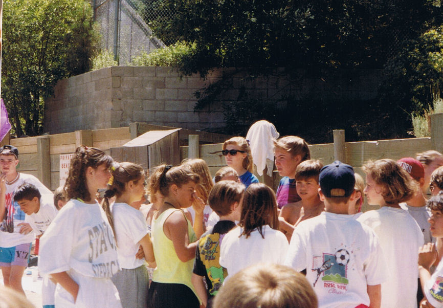 9135-Jennifer-StandingTallAtGamesDay.jpg 137.7K