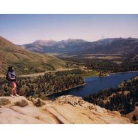 9124-Val-Hwy88RedLakeInBackground.jpg 125.4K