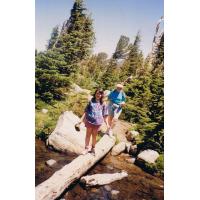 9129-ValBecky.jpg 182.0K