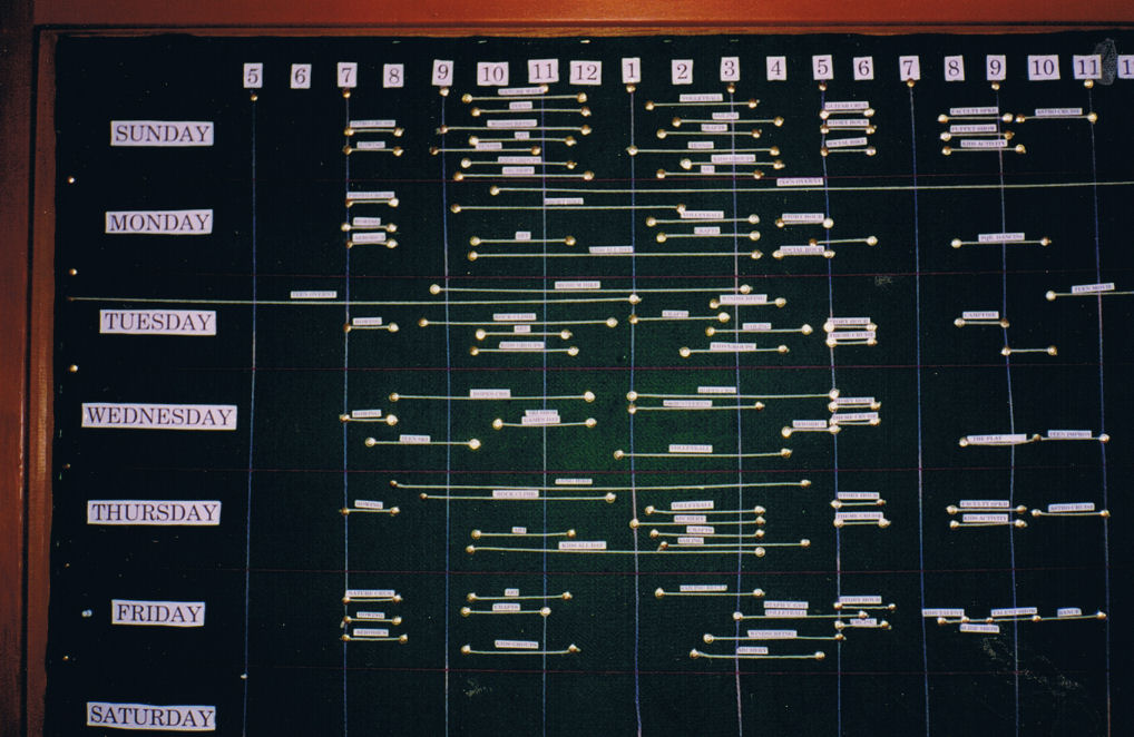 9203-Whatzappening.jpg 141.5K