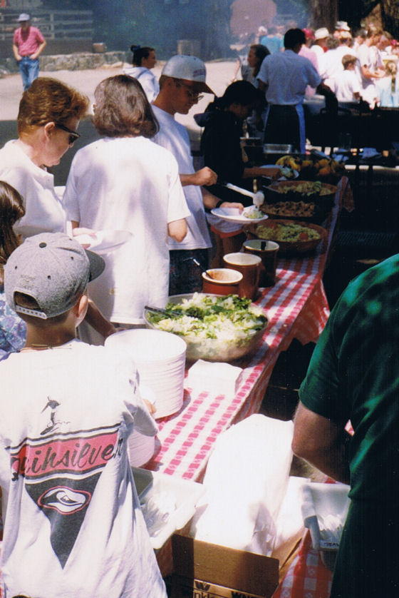 9213-Becky-GamesDayFoodLine.jpg 110.3K