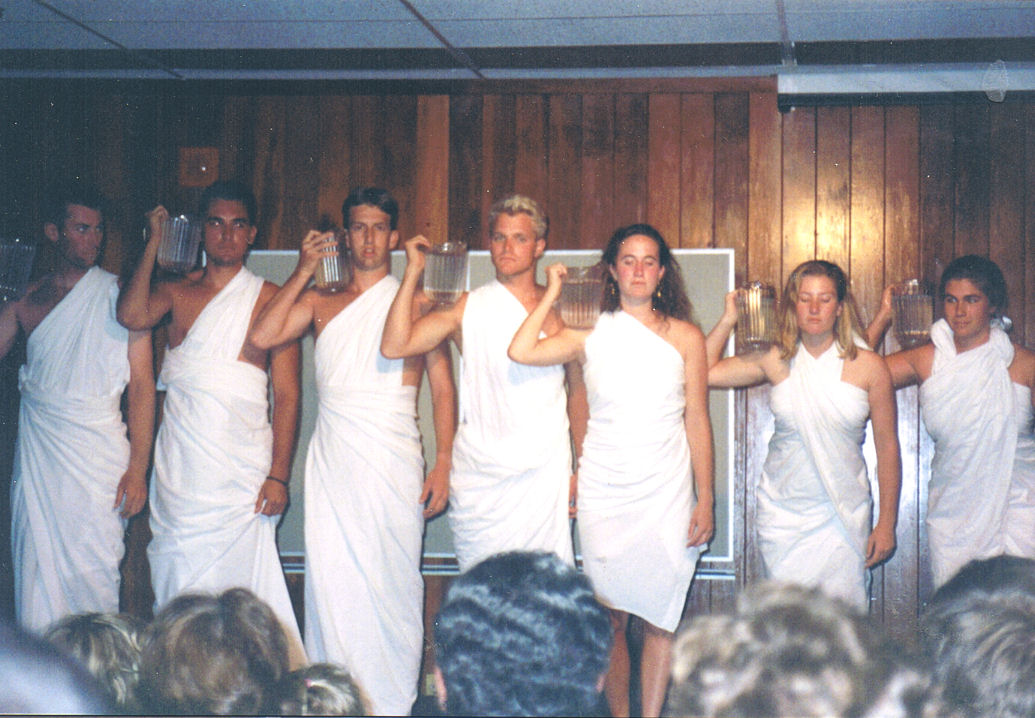 9241-WaterBallet.jpg 161.3K