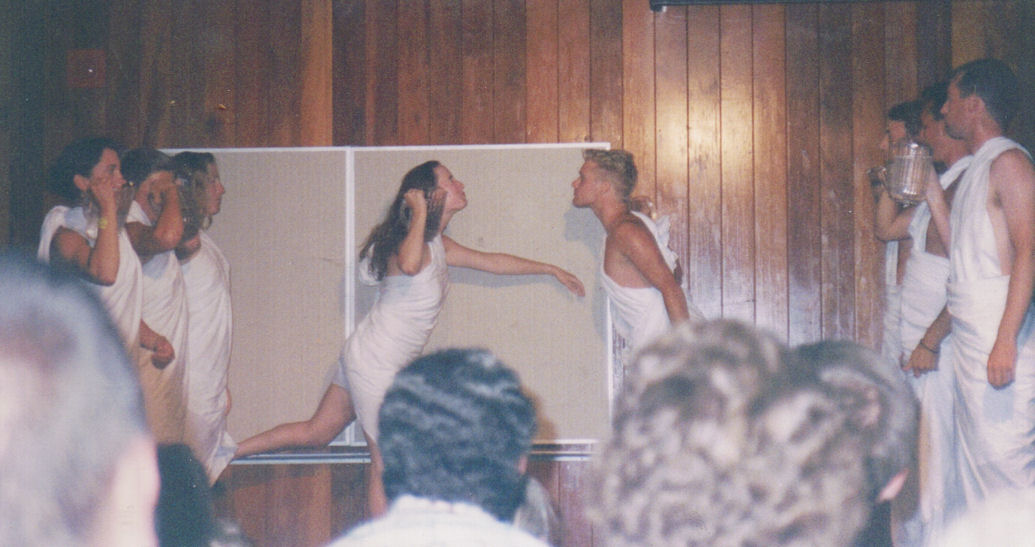 9242-WaterBallet.jpg 107.4K