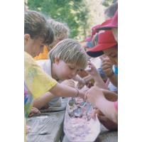 9216-YahooIceCreamTrough.jpg 149.9K