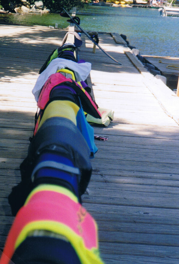 9304-ColorfulWetSuits.jpg 115.7K