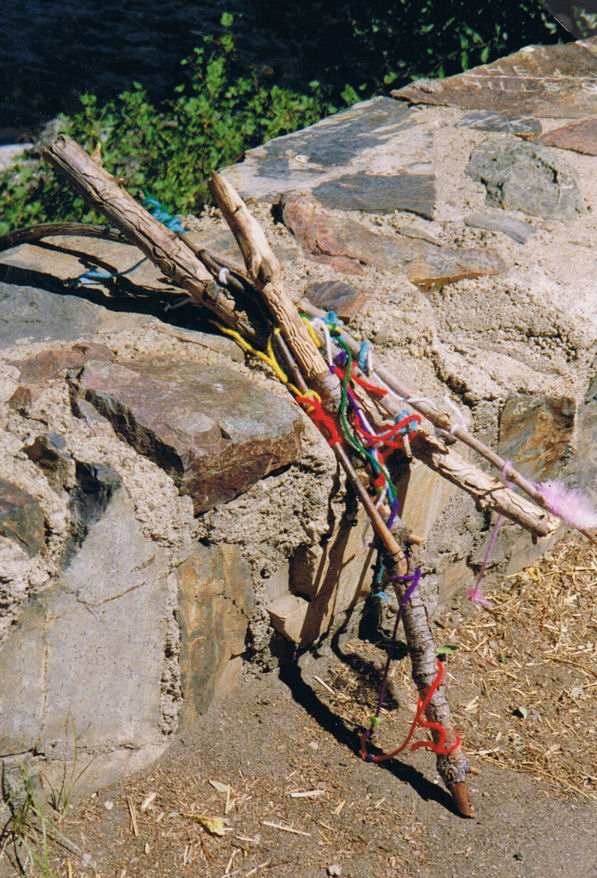 9305-CrawdadFishingPoles.jpg 192.0K