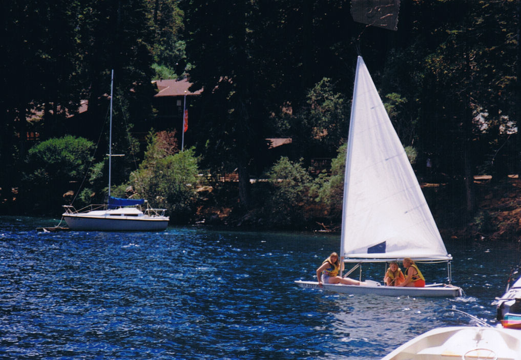 9420-Jennifer-Sailing.jpg 173.9K