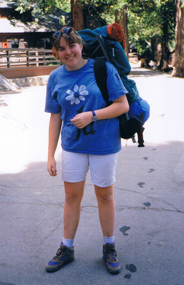 9423-Jennifer-OvernightPack.jpg 140.1K