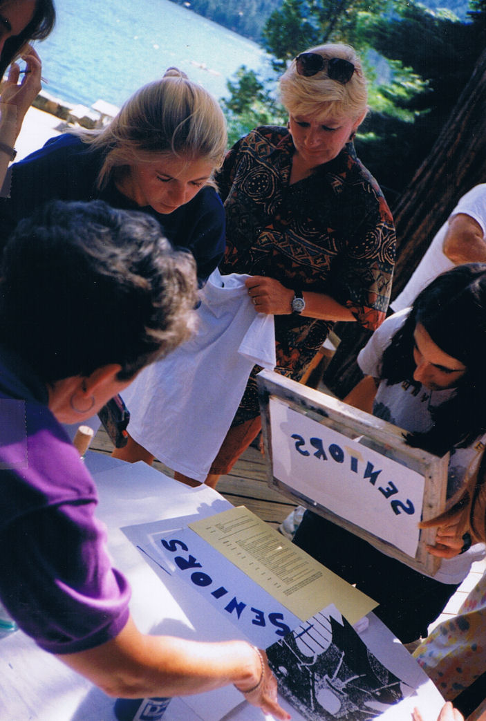 9427-Crafts.jpg 157.4K