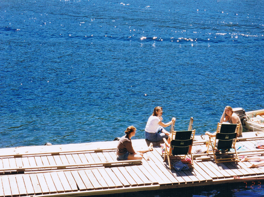 9510-BoatDock.jpg 218.2K