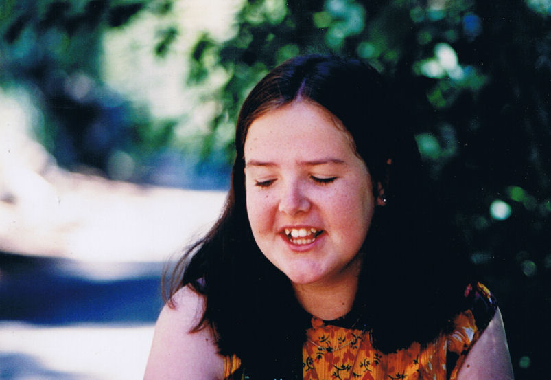 9525-Val-staphphoto.jpg 73.8K