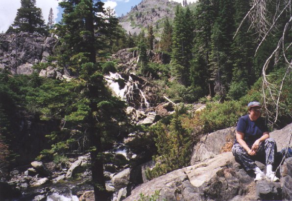 98beckyUpperFalls.jpg 86.5K