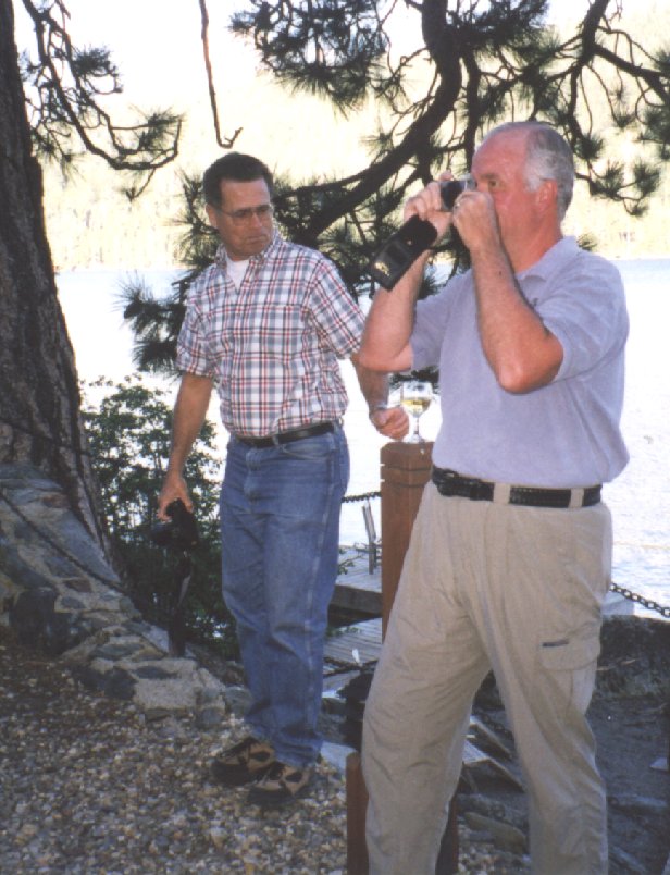 98dregsPhotogs.jpg 106.1K