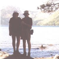 04-JenniferLeighHikeAroundLake.jpg 45.0K