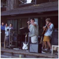 23-MusicHour.jpg 42.9K